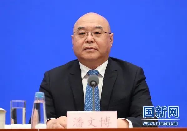 農(nóng)業(yè)農(nóng)村部:層層加碼造成農(nóng)機調(diào)運嚴重受阻者將被嚴肅追責 農(nóng)業(yè)農(nóng)村部:層層加碼造成農(nóng)機調(diào)運嚴重受阻者將被嚴肅追責